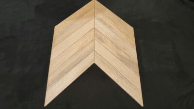 PŁYTKI DREWNOPODOBNE JODEŁKA 40x60 HONEY BEIGE